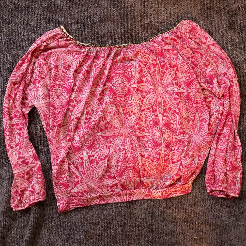 Free People SAFFRON FIELDS EMBELLISHED TEE CHERRY COMBO - Picture 3 of 14